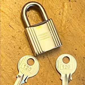 Hermes Palladium Coated Lock Set